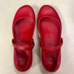 Crocs Alice red Mary Jane flats size 7